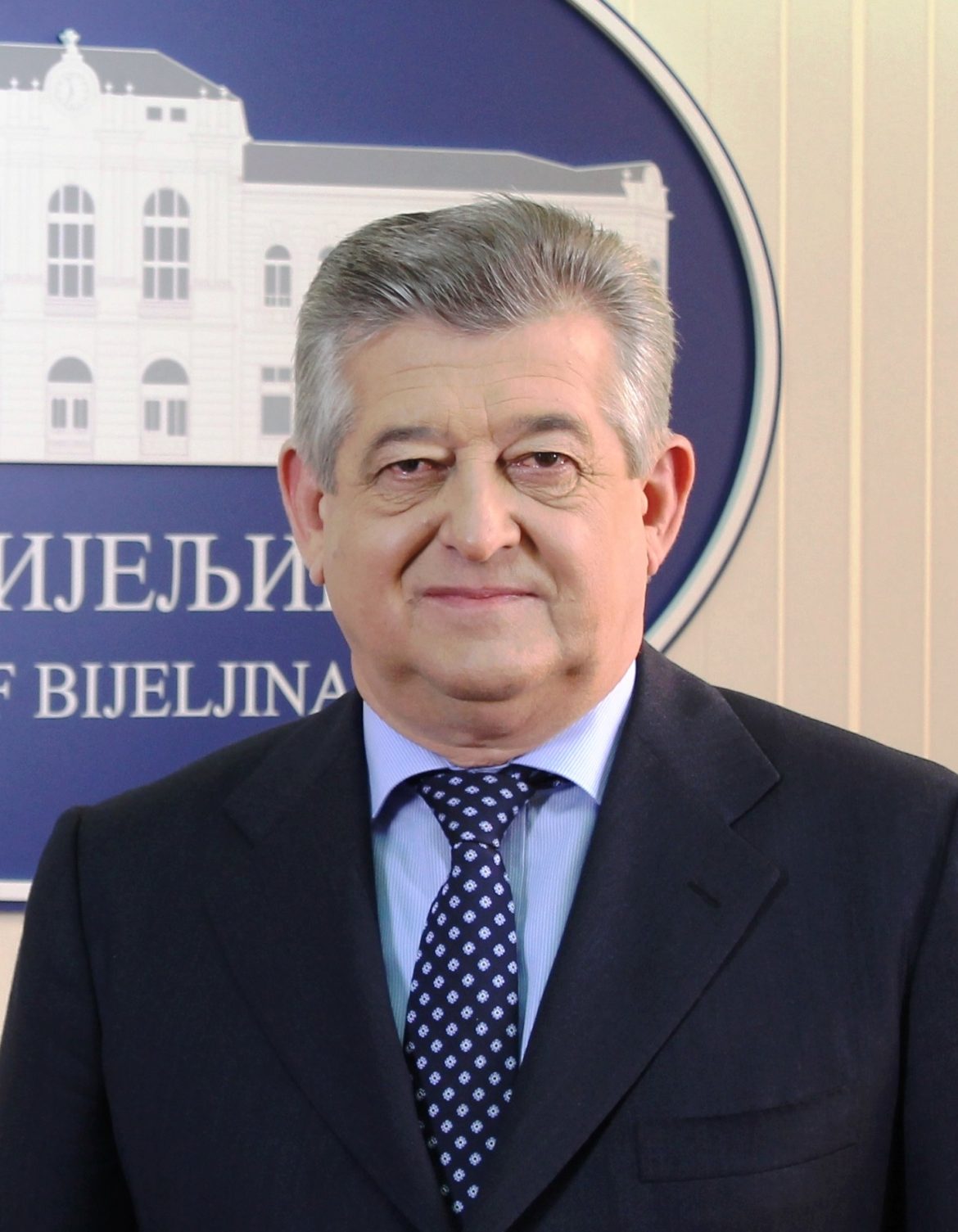 mićo mićić na respiratoru