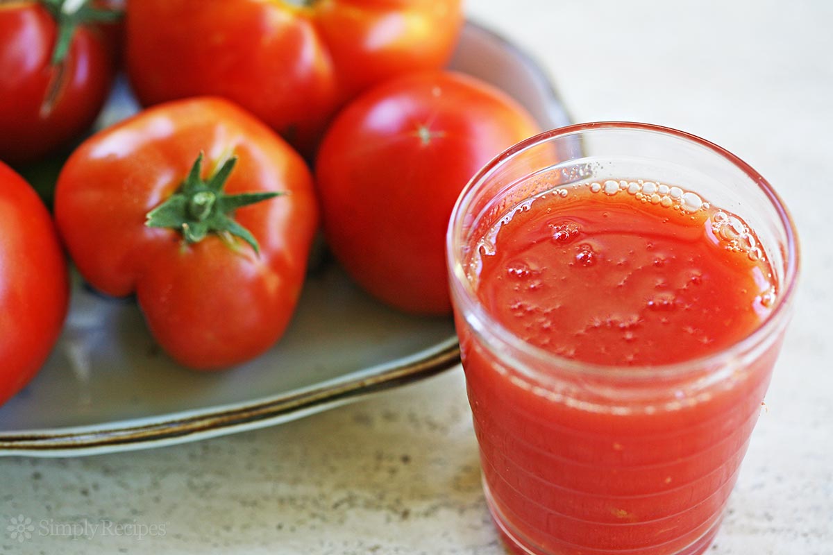 sok od paradajza i visok pritisak)