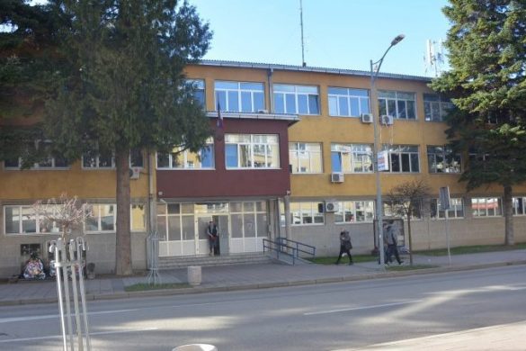 napad na policiju doboj