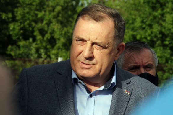 dodik vs. šmit