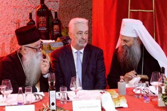 ustoličenje joanikija