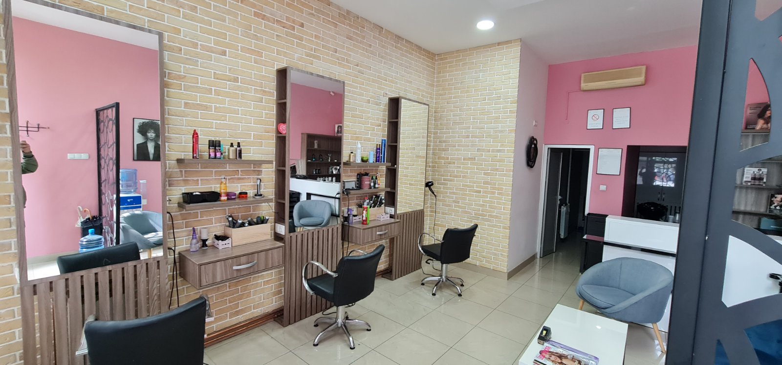 Izdajem namješten frizerski salon u Doboju