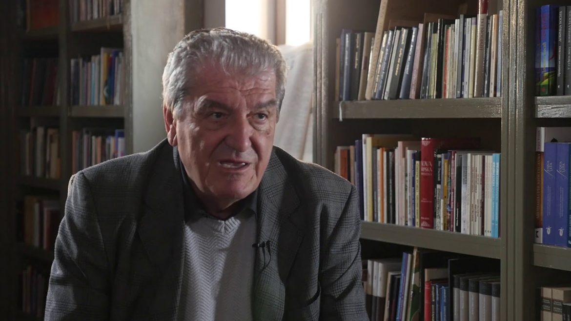 Lingvista Miloš Kovačević