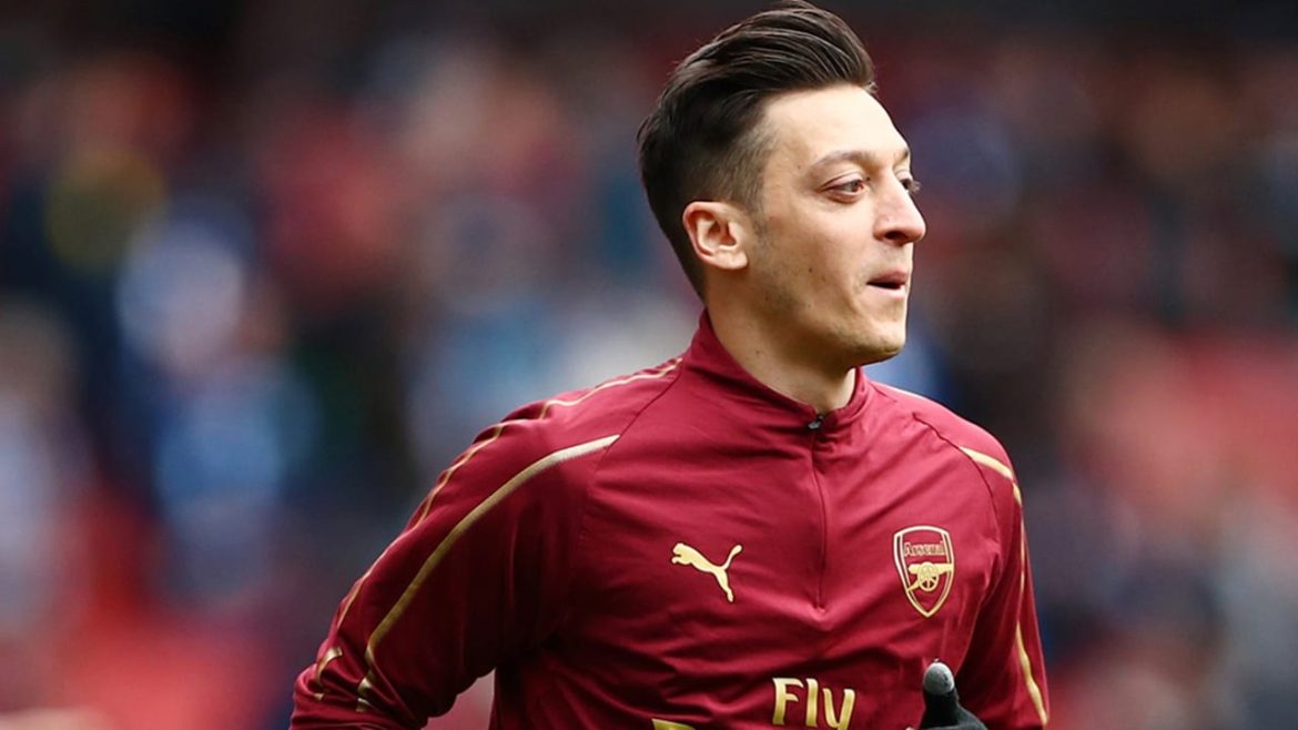 Mesut Özil