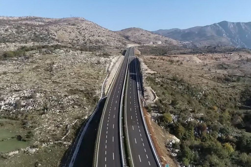 kineski krediti