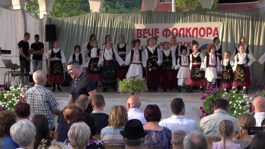 kožuhe folklor