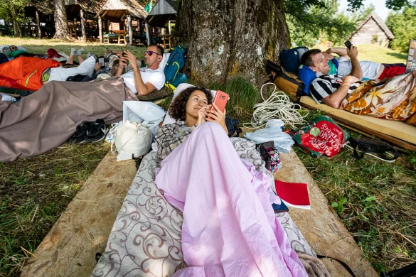 takmičenje u izležavanju etno selo brezna crna gora