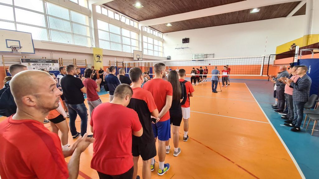 Rekreativna liga u odbojci