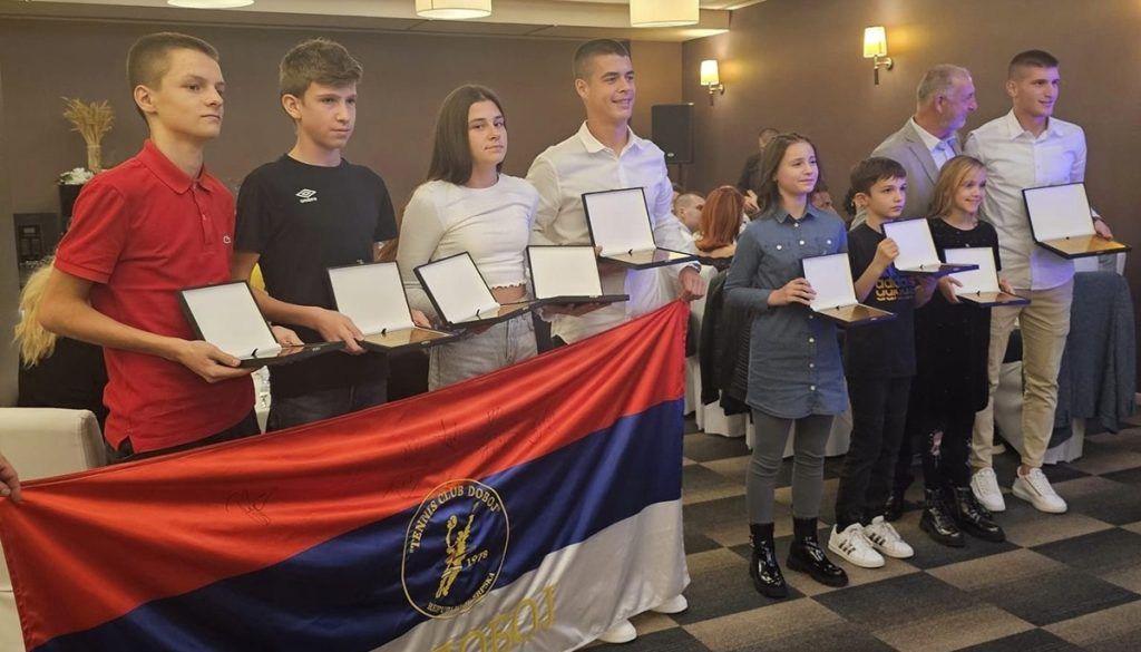 dobojski teniseri