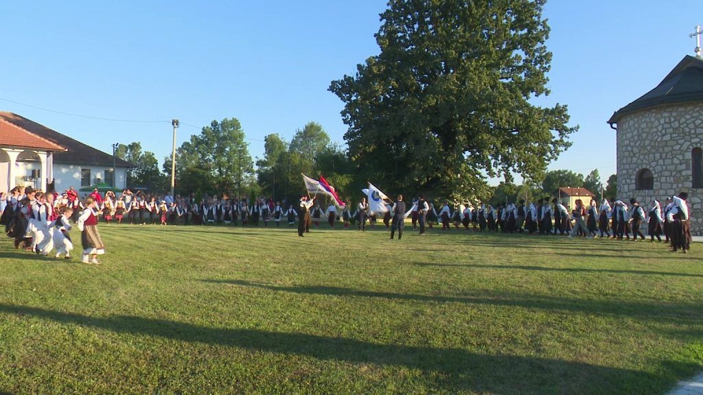 kožuhe folklor