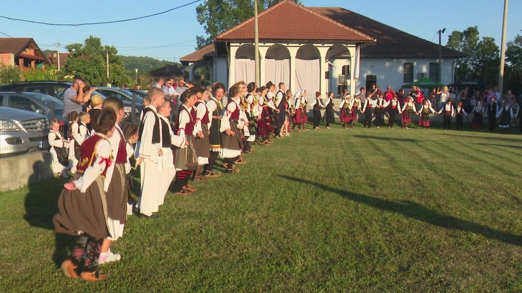 kožuhe folklor