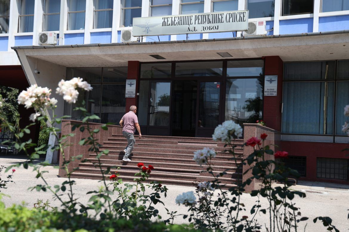 ŽRS Doboj upravna zgrada