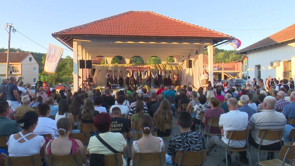 kožuhe folklor