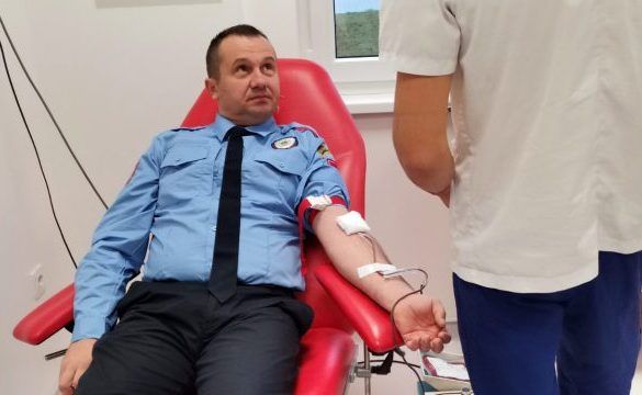 policajci doboj darivanje krvi