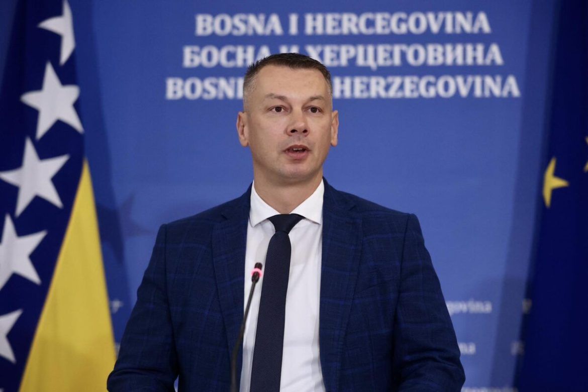 nešić podnio ostavku