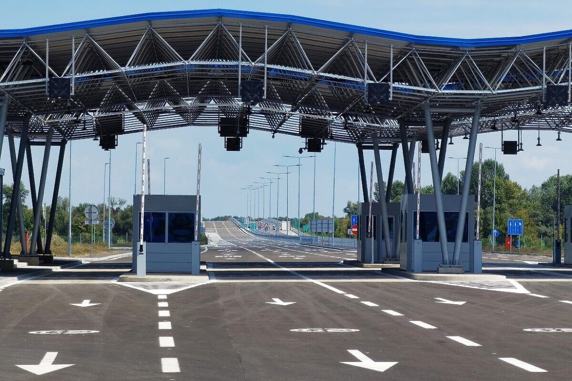 uhapen carinik donji svilaj