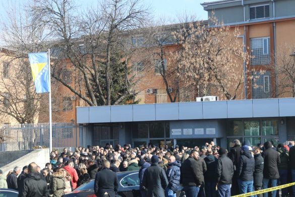 situacija ispred suda bih