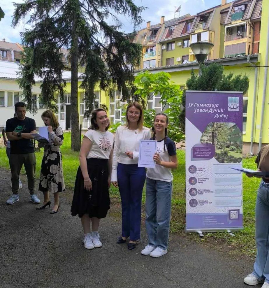 dobojske gimnazijalke