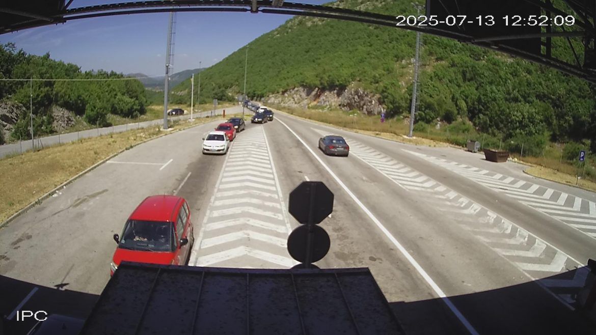 kolone vozila na izlazu iz BiH