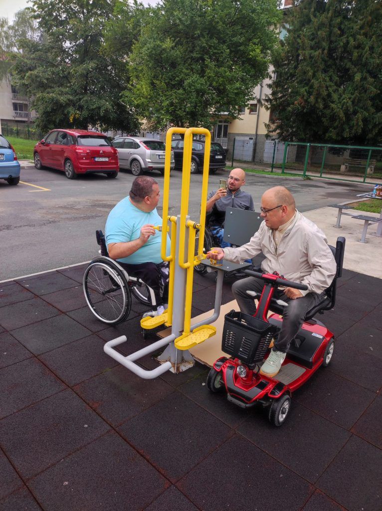 doboj inkluzivno igralište