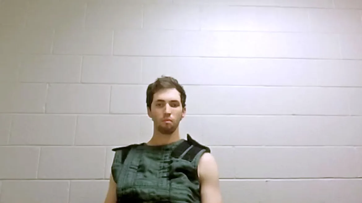 Tajler Robinson video