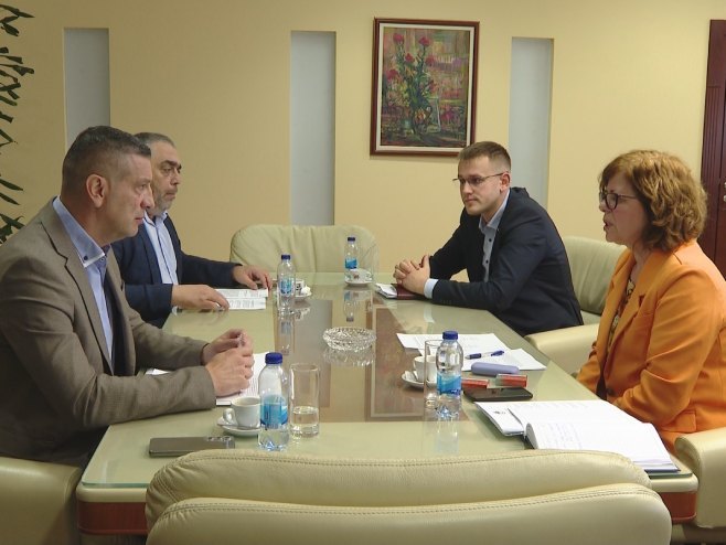 plate u lokalnoj upravi u republici srpskoj