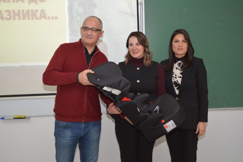 bezbjedno korištenje auto sjedalica