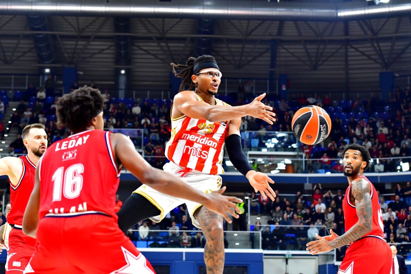 Olimpija Milano Zvezda