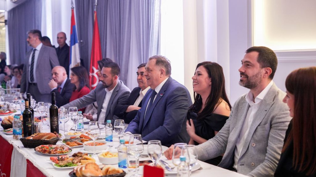 Dobojski SNSD 8 mart