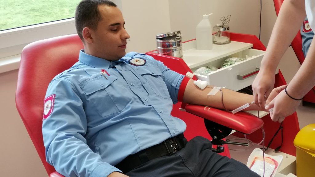 doboj policajci darivanje krvi