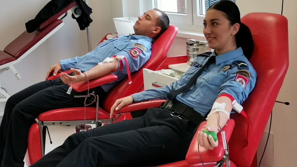 doboj policajci darivanje krvi
