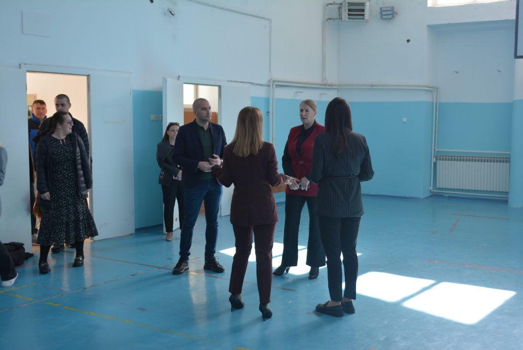 doboj sala gimnazije