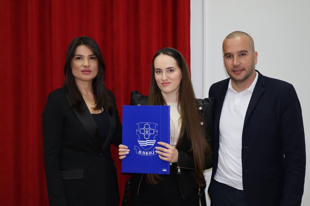 doboj ugovor o stipendiranju studenata