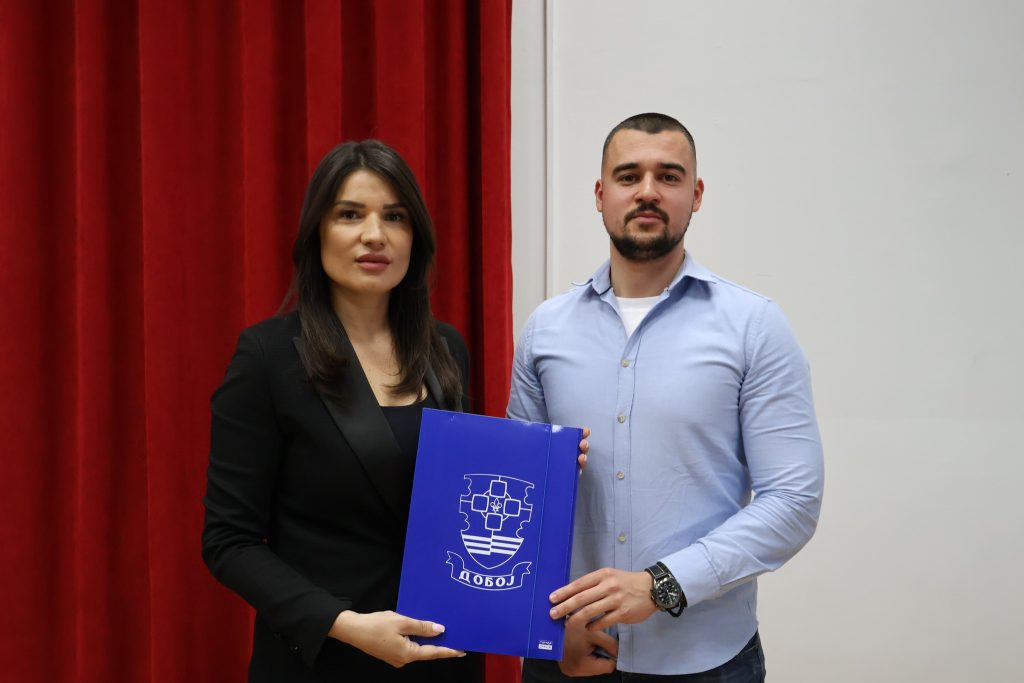 doboj ugovor o stipendiranju studenata