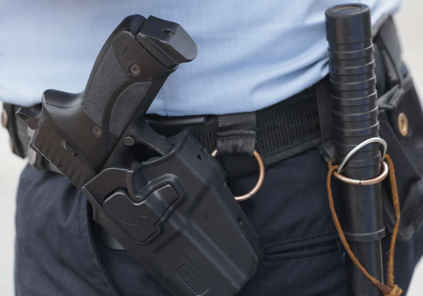 Policijska brutalnost 