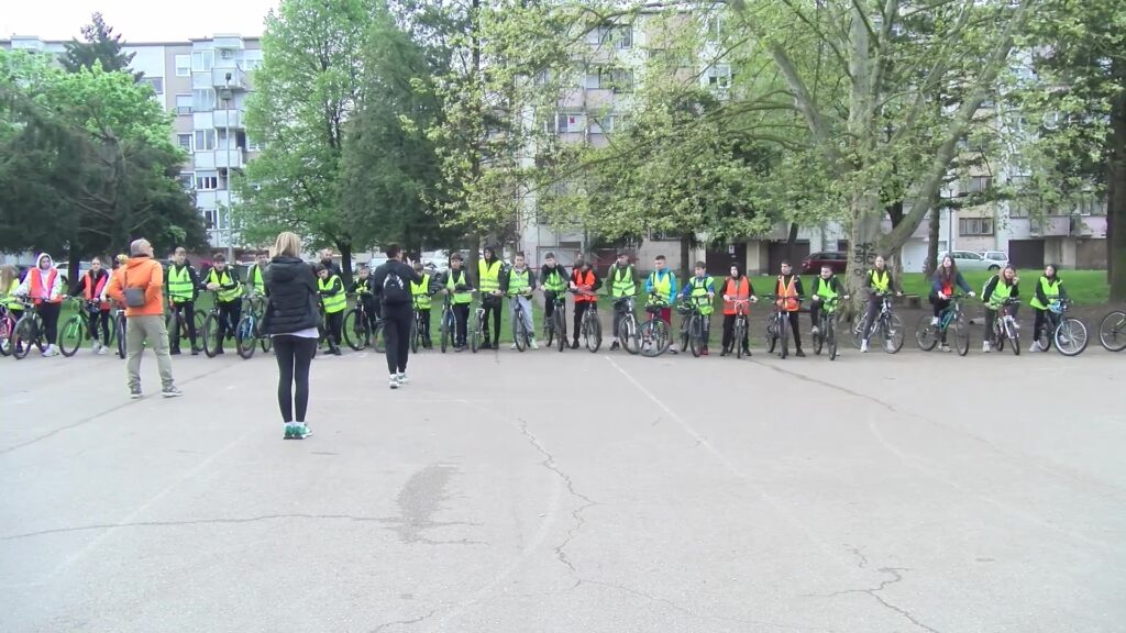 doboj učenici biciklistički karavan